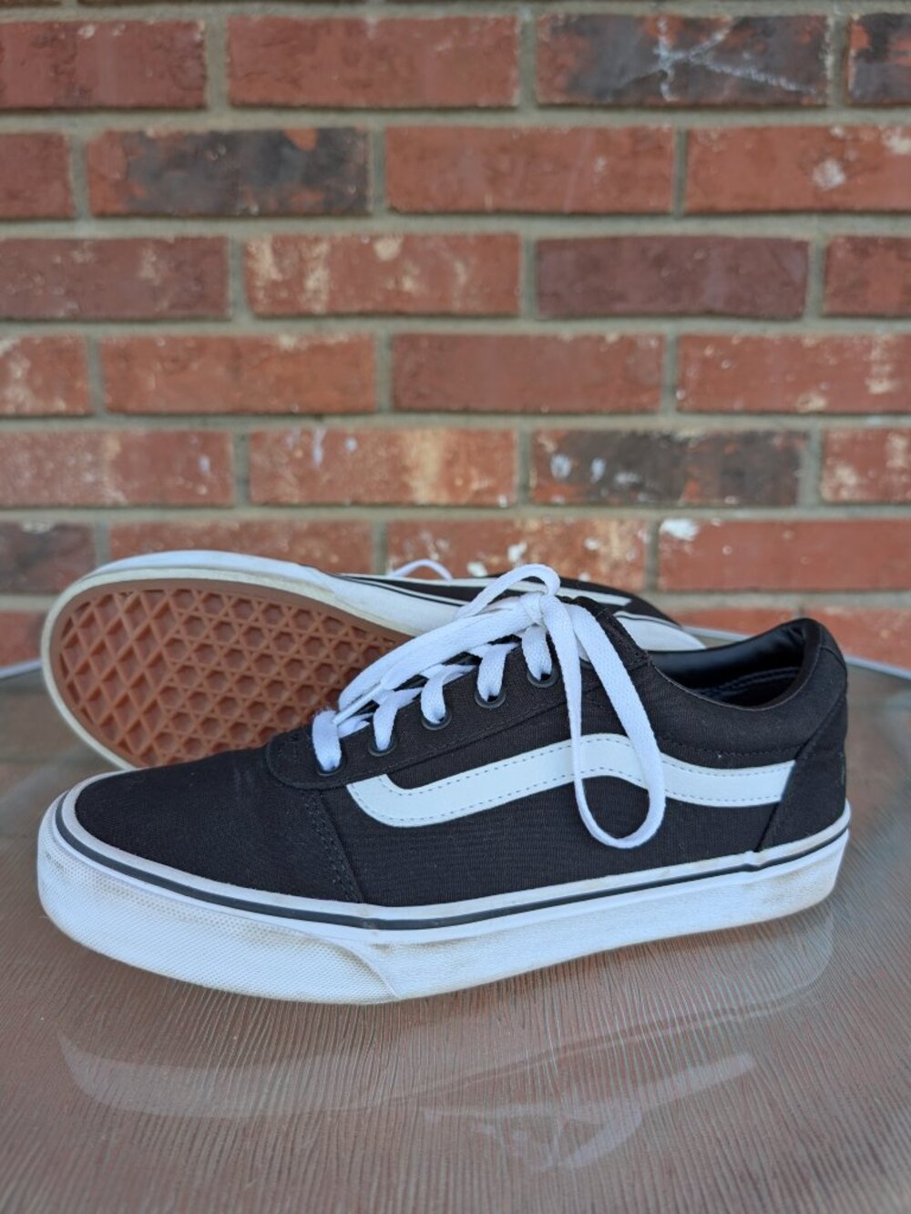 Women's Vans Black Canvas Shoes Size 9.5
